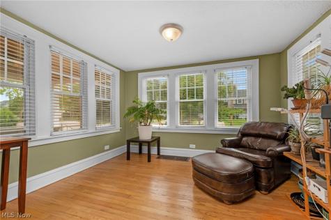1328 Granger Avenue Lakewood OH 44107