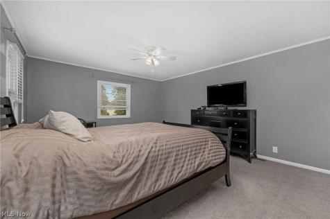 1328 Granger Avenue Lakewood OH 44107