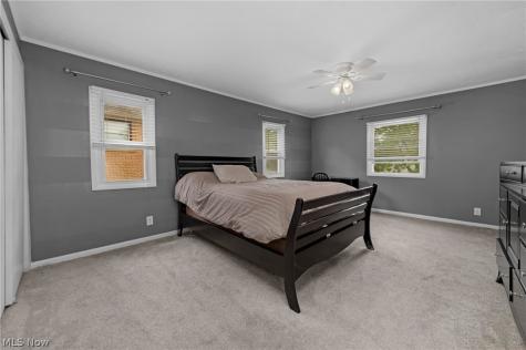 1328 Granger Avenue Lakewood OH 44107