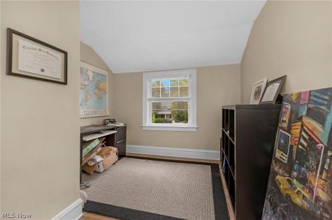 1328 Granger Avenue Lakewood OH 44107