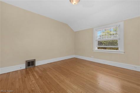 1328 Granger Avenue Lakewood OH 44107