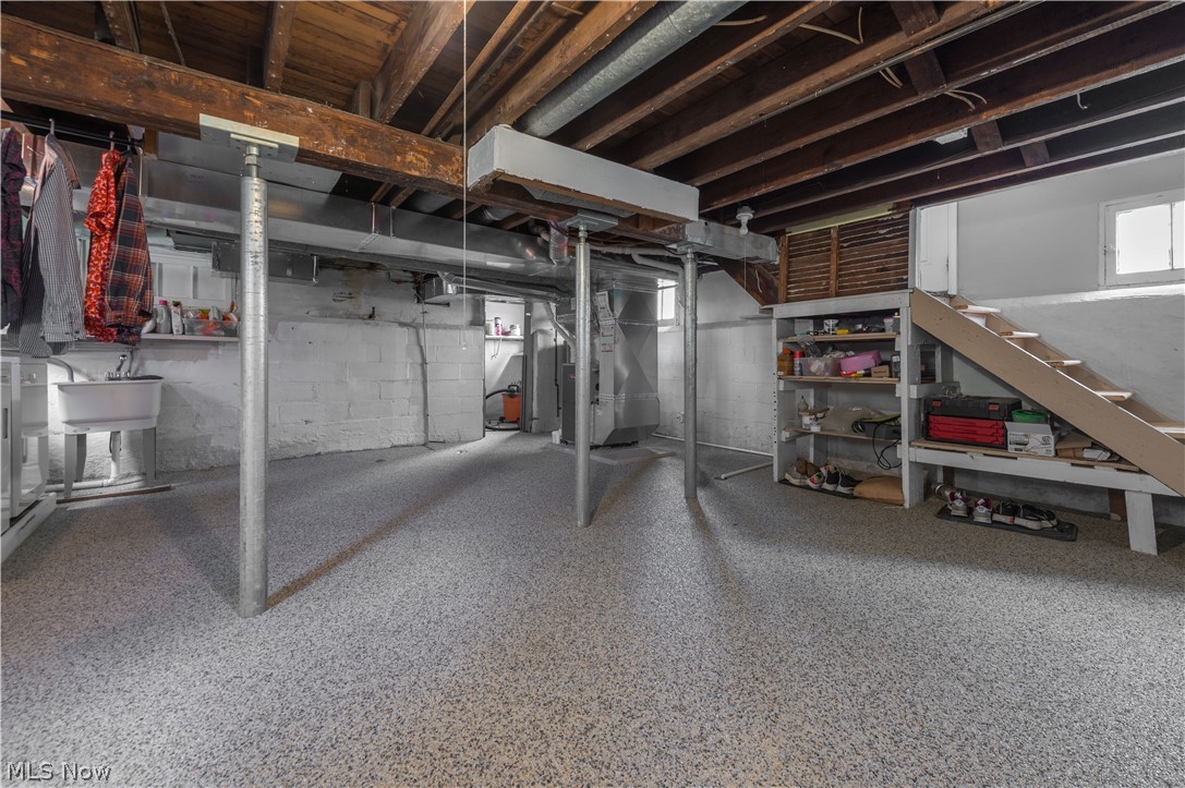 1328 Granger Avenue Lakewood OH 44107