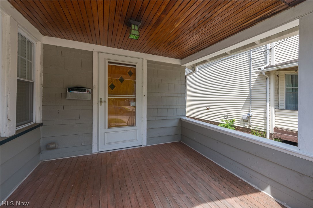 1328 Granger Avenue Lakewood OH 44107