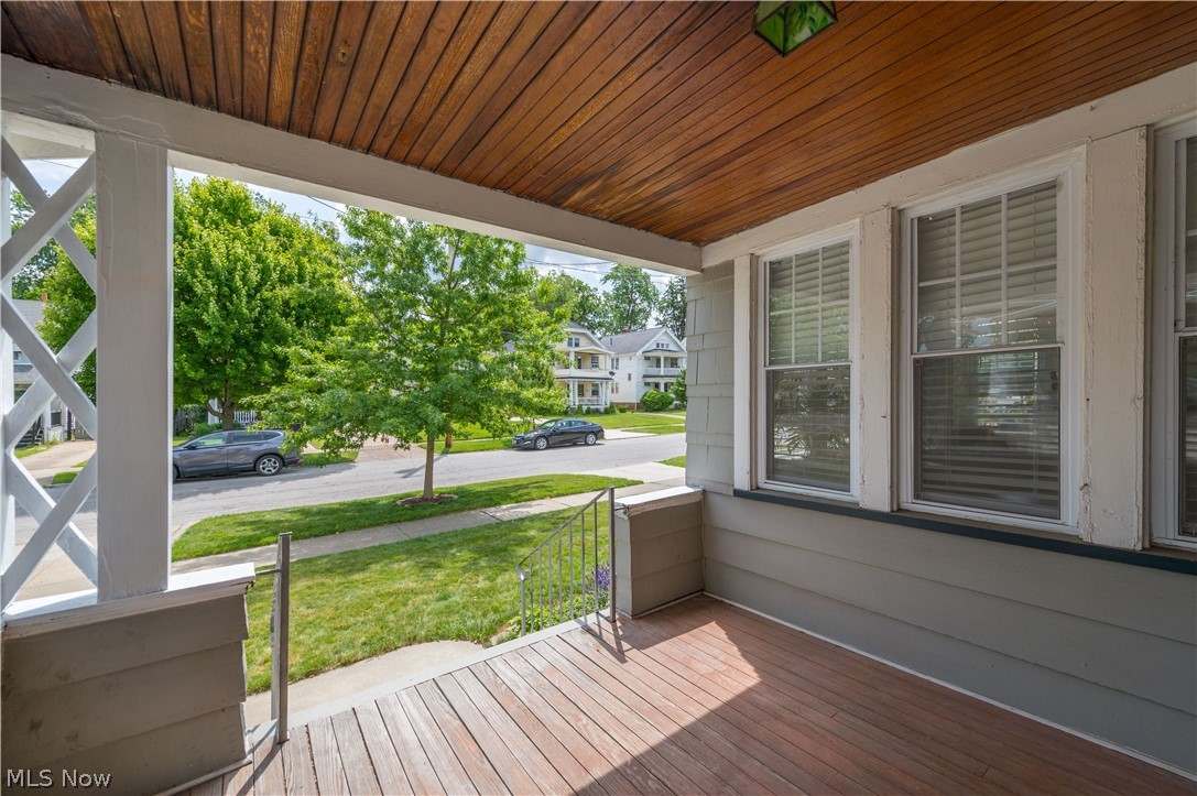 1328 Granger Avenue Lakewood OH 44107