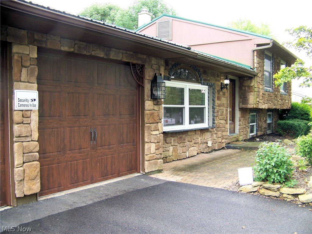 1921 Birch Trace Drive Austintown OH 44515