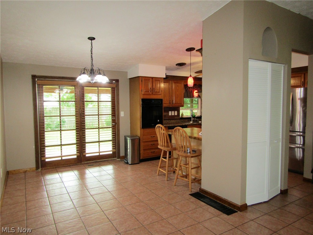 1921 Birch Trace Drive Austintown OH 44515