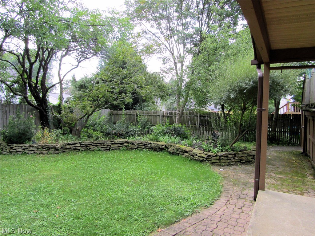 1921 Birch Trace Drive Austintown OH 44515