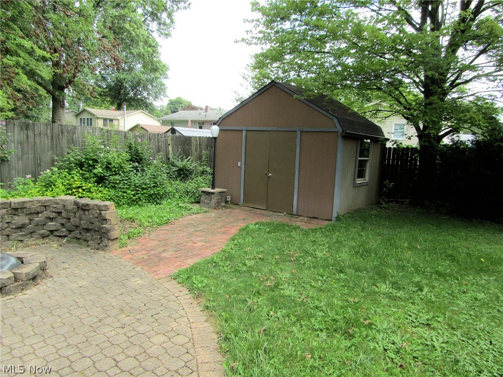 1921 Birch Trace Drive Austintown OH 44515