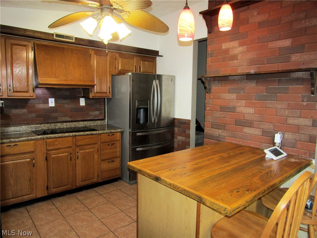 1921 Birch Trace Drive Austintown OH 44515