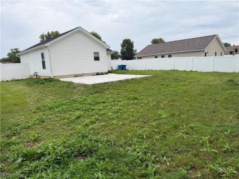 2279 Arrowhead Street Lorain OH 44052