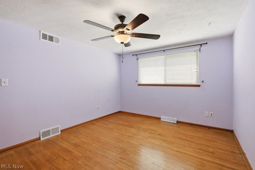 6407 Parkland Avenue Brook Park OH 44142