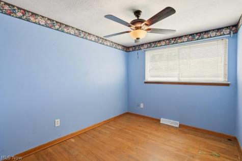 6407 Parkland Avenue Brook Park OH 44142