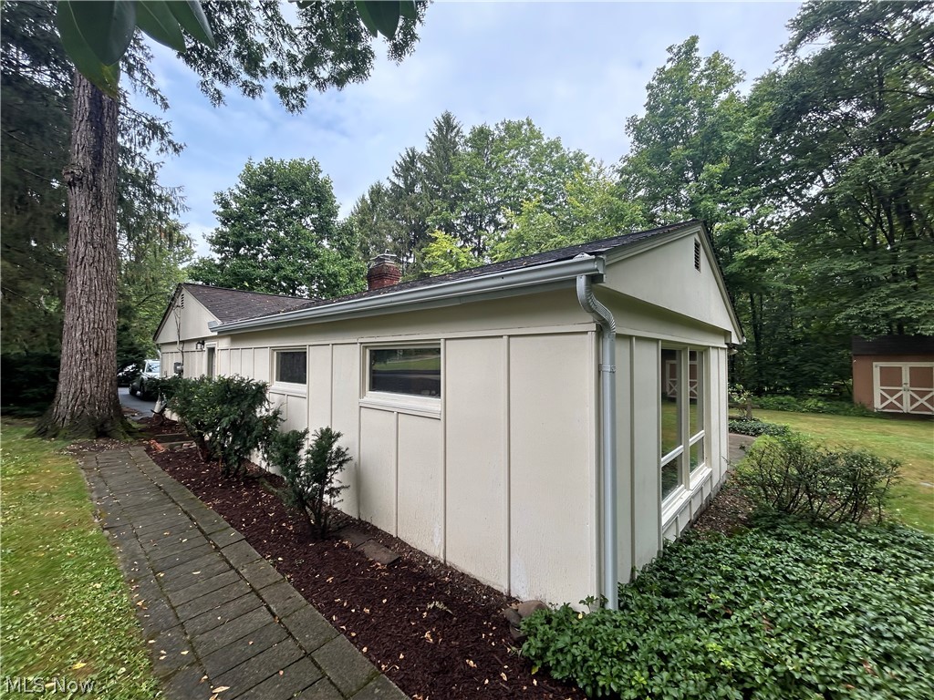 10347 Hillsover Drive Kirtland OH 44094