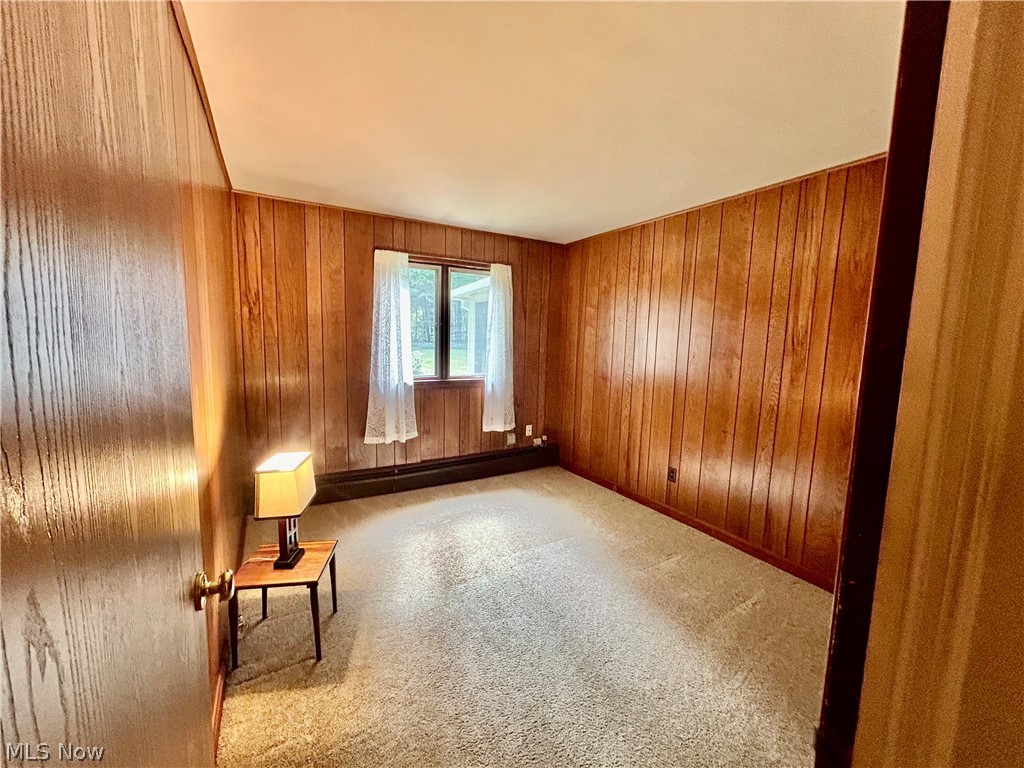 10347 Hillsover Drive Kirtland OH 44094