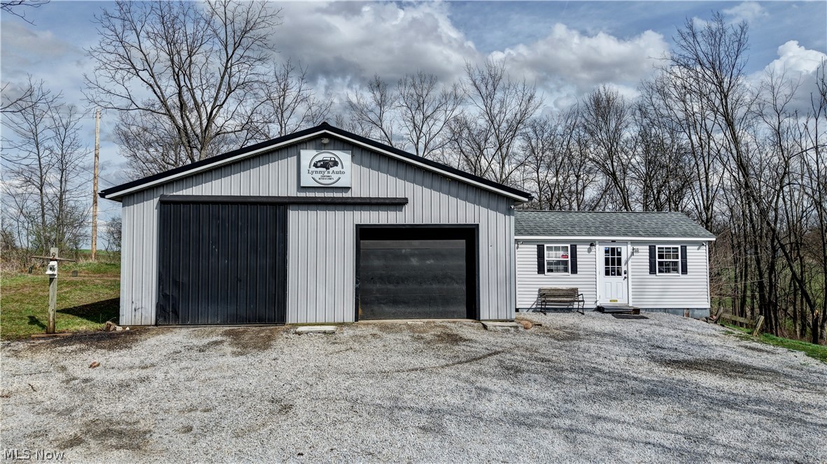 14770 Township Road 467 Lakeville OH 44638