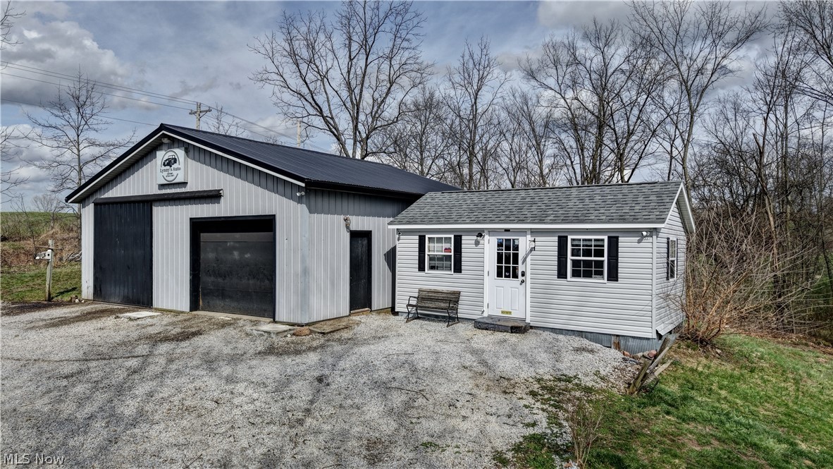 14770 Township Road 467 Lakeville OH 44638