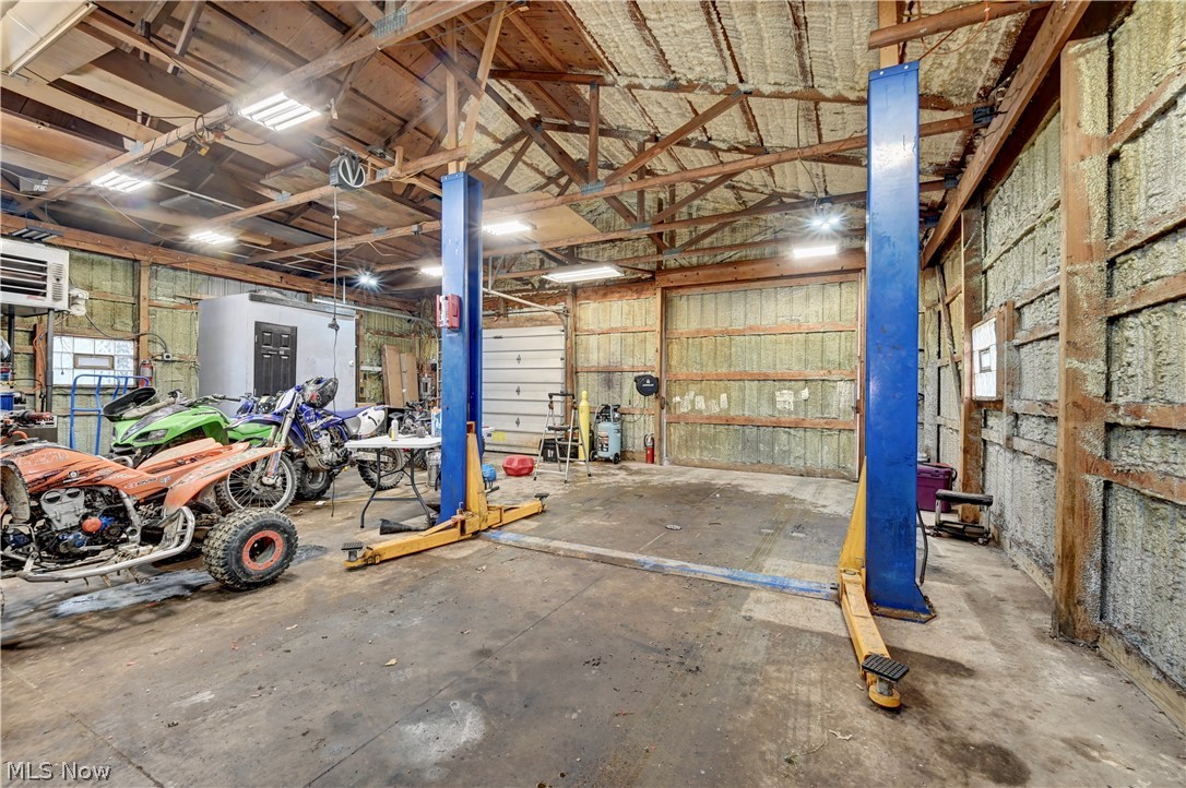 14770 Township Road 467 Lakeville OH 44638