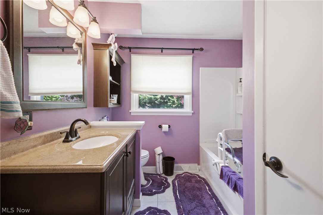 466 Wendemere Drive Hubbard OH 44425