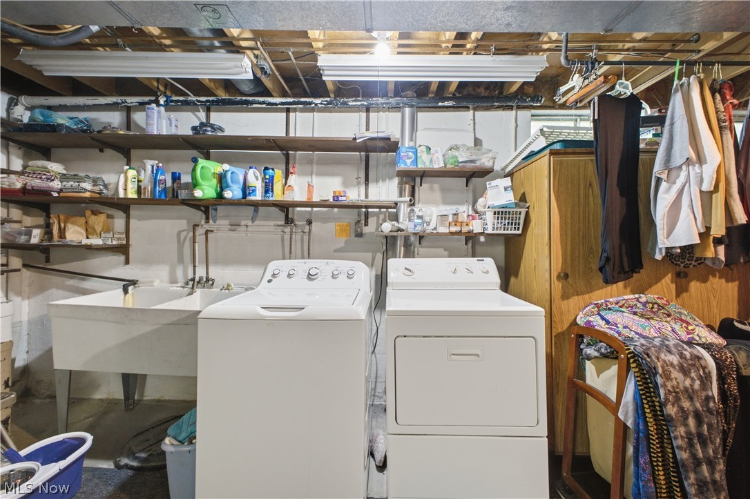 466 Wendemere Drive Hubbard OH 44425