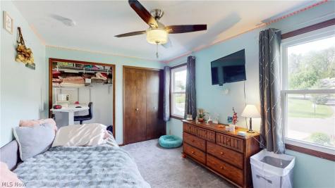 13608 Inverness Avenue NW Uniontown OH 44685