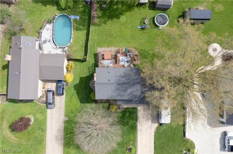 13608 Inverness Avenue NW Uniontown OH 44685