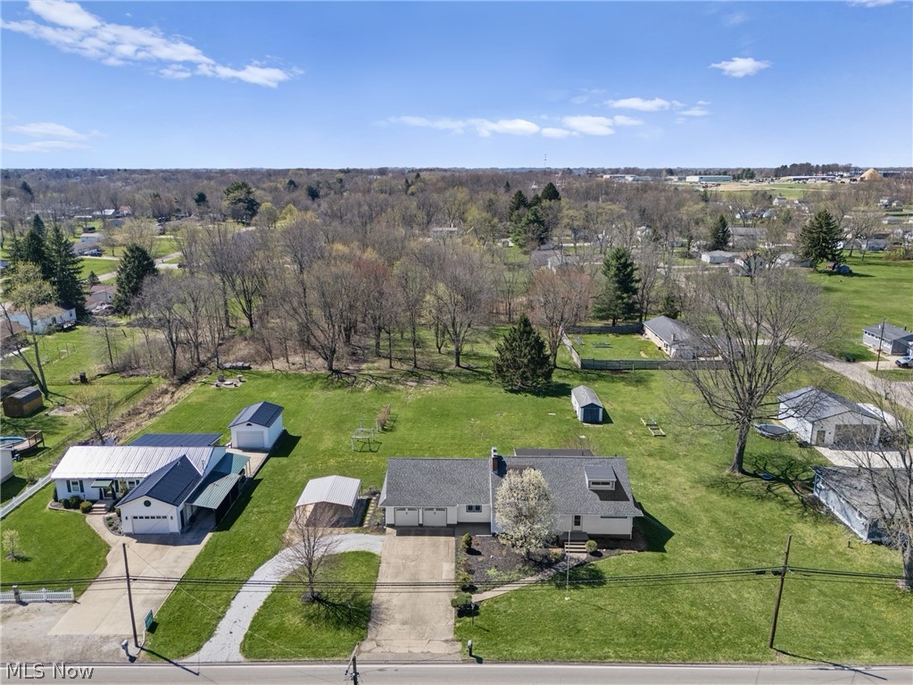 4423 Broadway Avenue NE Louisville OH 44641