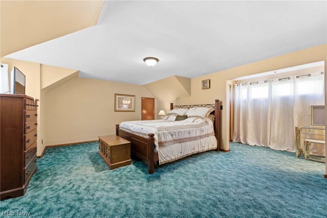 4423 Broadway Avenue NE Louisville OH 44641