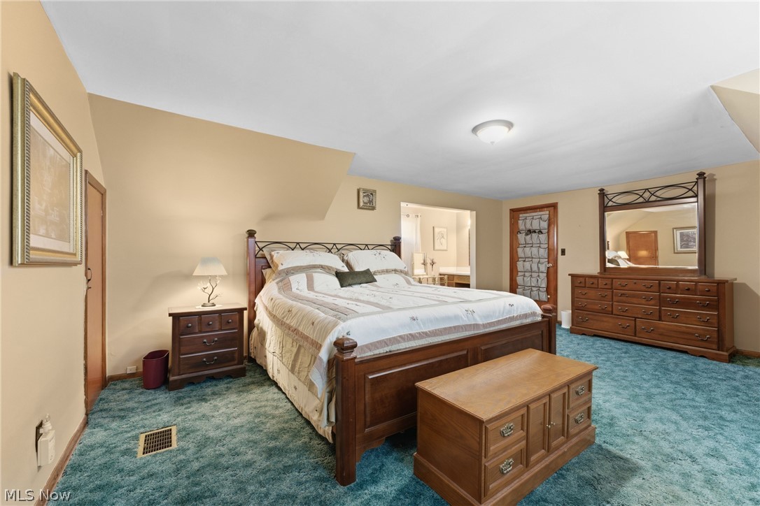 4423 Broadway Avenue NE Louisville OH 44641
