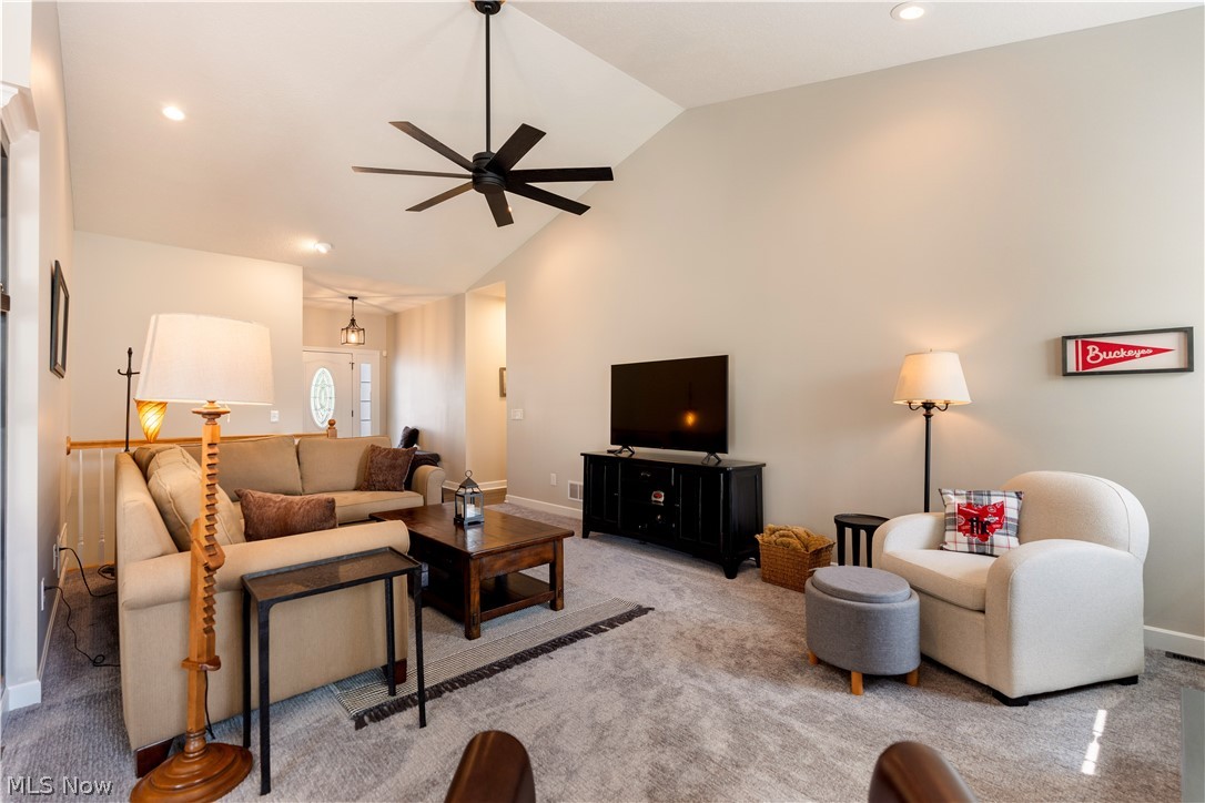 1993 Wynstone Circle NE North Canton OH 44720