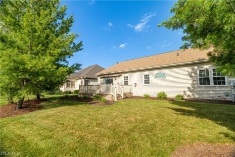 1993 Wynstone Circle NE North Canton OH 44720