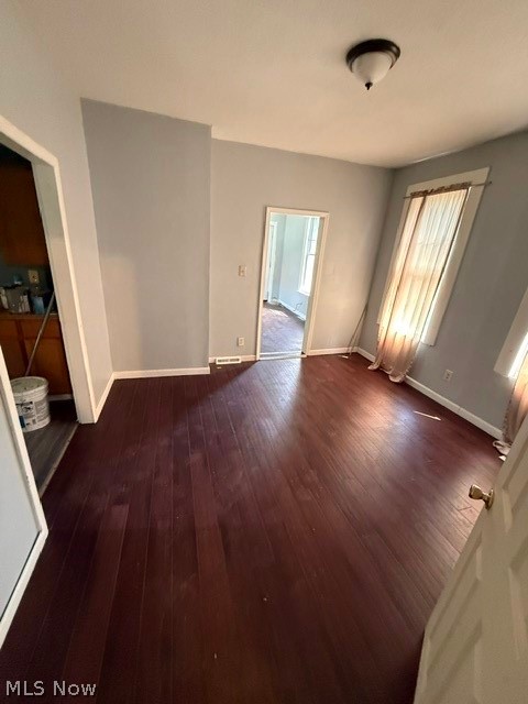 6815 Lawn Avenue Cleveland OH 44102