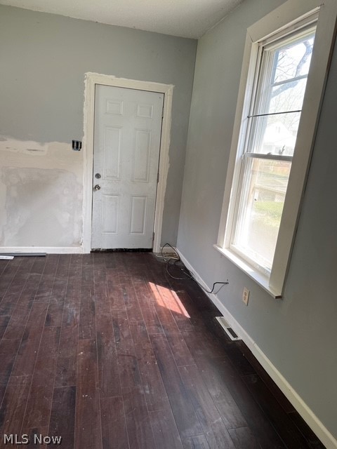 6815 Lawn Avenue Cleveland OH 44102
