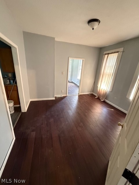 6815 Lawn Avenue Cleveland OH 44102