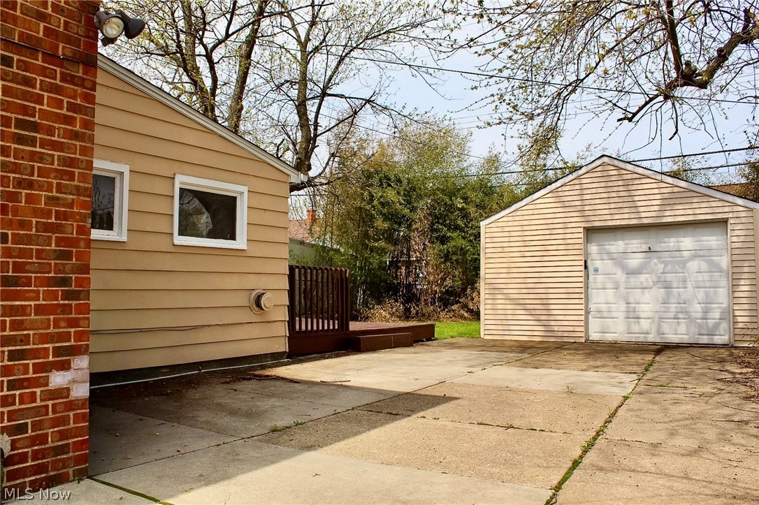 21131 Morris Avenue Euclid OH 44123