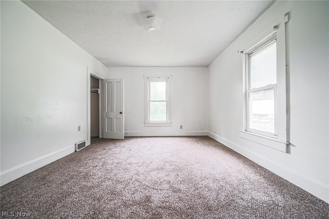 8528 State Route 250 SE Dennison OH 44621
