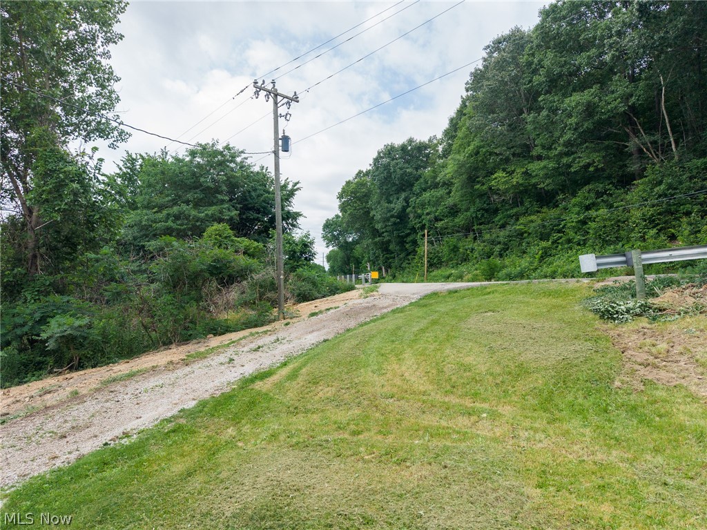 8528 State Route 250 SE Dennison OH 44621