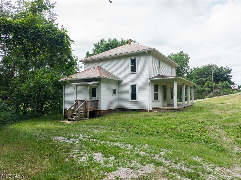 8528 State Route 250 SE Dennison OH 44621