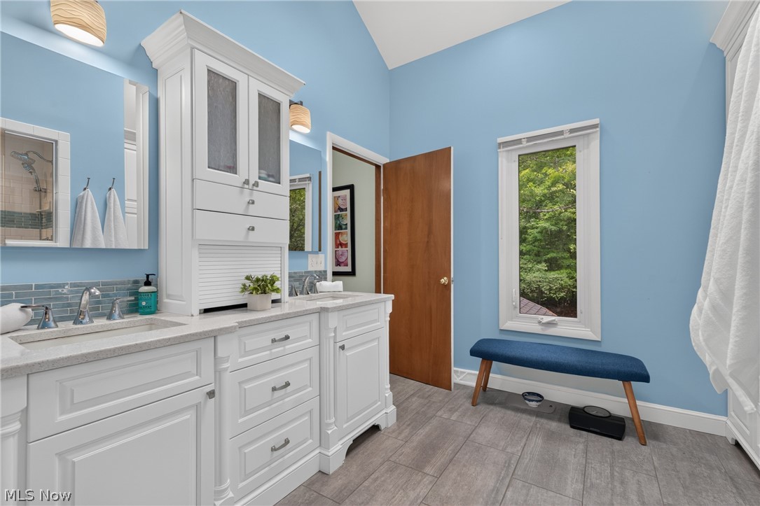 3960 Orangewood Drive Orange OH 44122