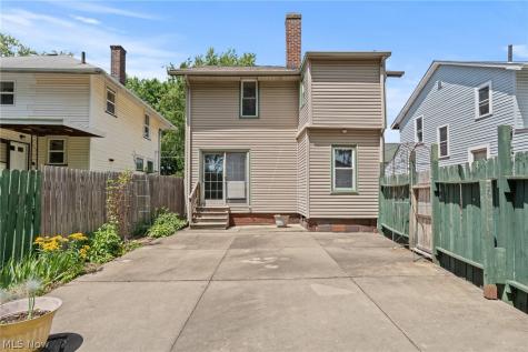 1628 May Place NE Canton OH 44705