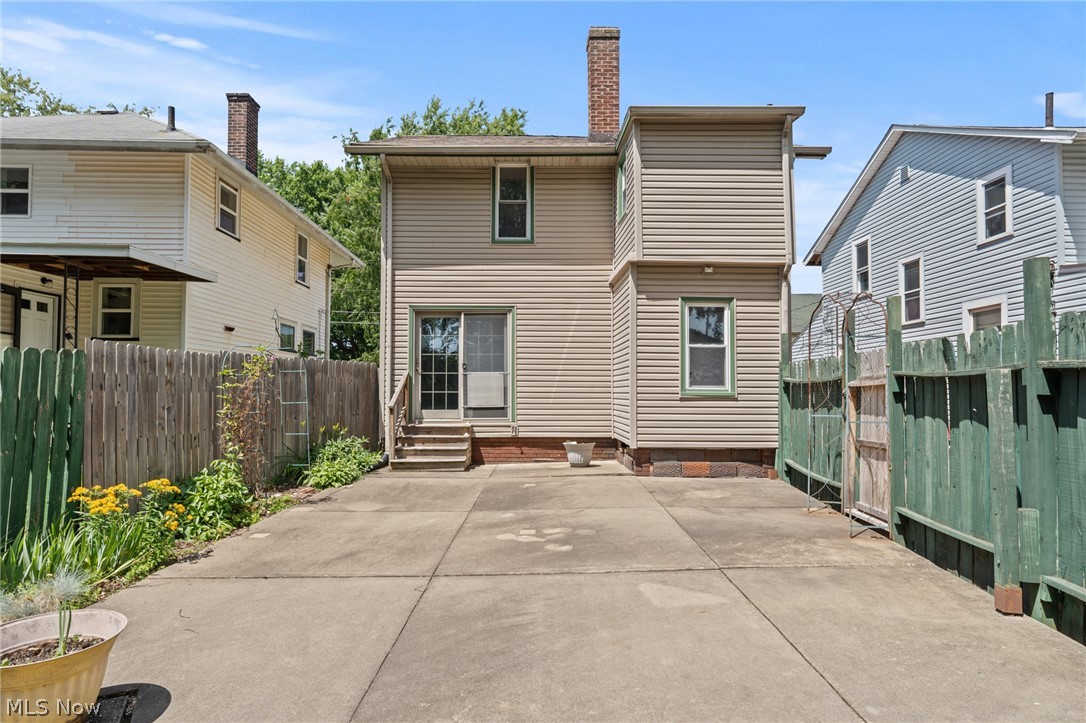 1628 May Place NE Canton OH 44705