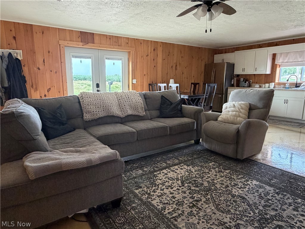 14431 State Route 520 Glenmont OH 44628