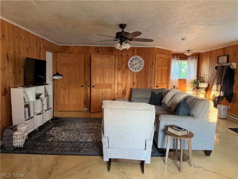 14431 State Route 520 Glenmont OH 44628