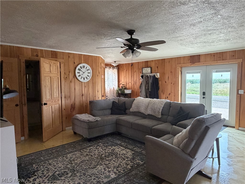 14431 State Route 520 Glenmont OH 44628
