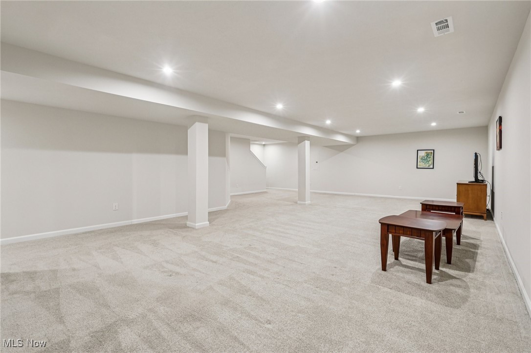 1951 E Woodland Drive Akron OH 44313