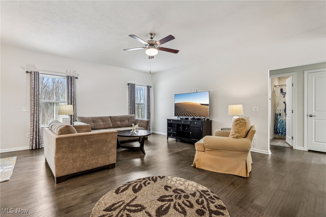 1951 E Woodland Drive Akron OH 44313