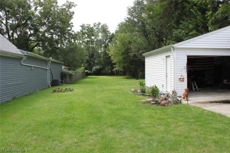 3748 Cress Road Cleveland OH 44111