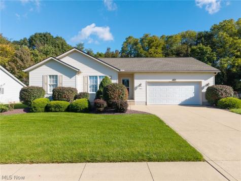 141 Parkside Drive Creston OH 44217