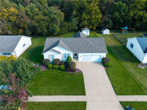 141 Parkside Drive Creston OH 44217
