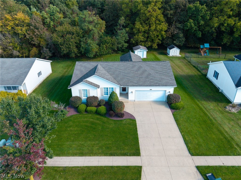 141 Parkside Drive Creston OH 44217
