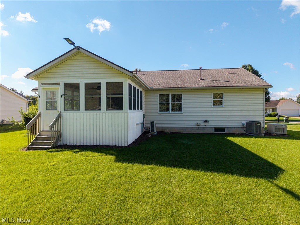 141 Parkside Drive Creston OH 44217